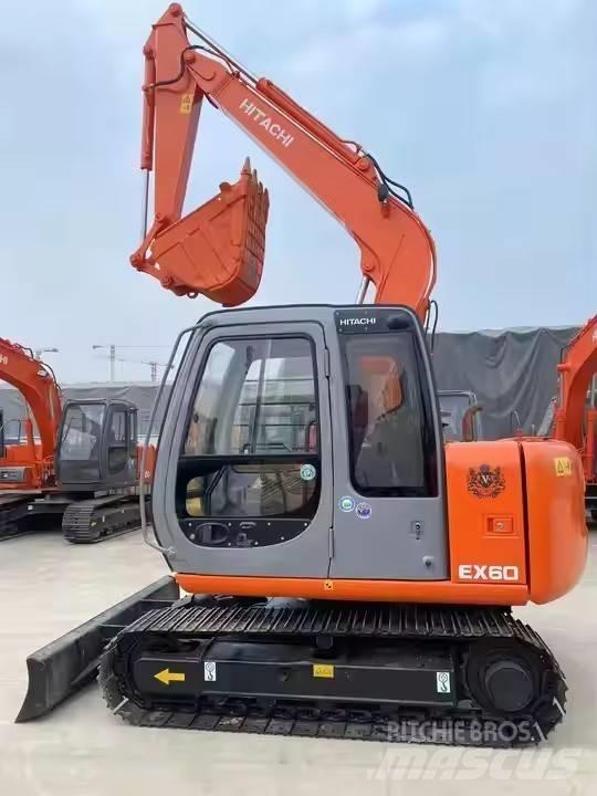 Hitachi EX60 小型挖掘机