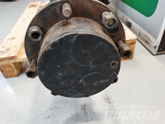 Komatsu WA 90 axle 轴