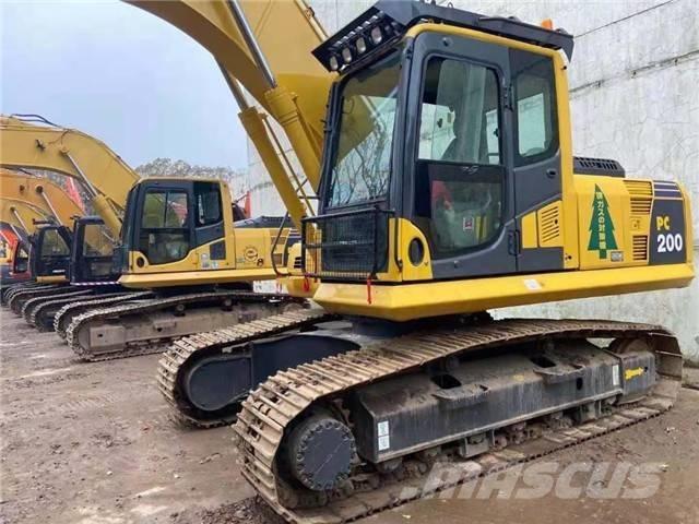 Komatsu PC 200 履带挖掘机