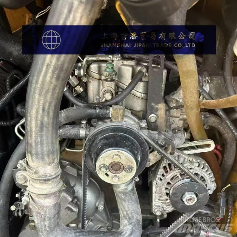JCB 155 滑移装载机