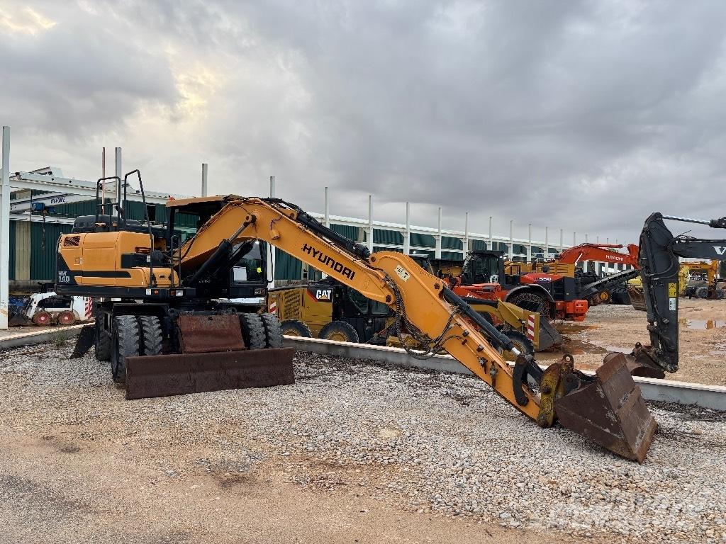 Hyundai HW 140 A 轮式挖掘机