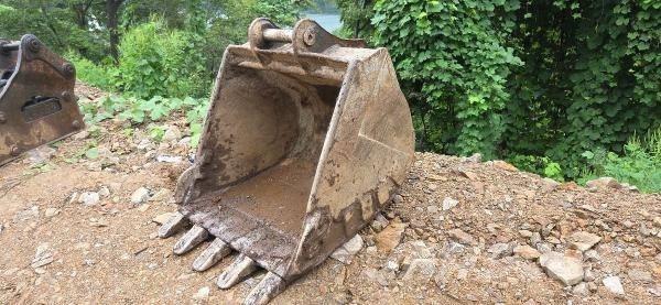 Doosan D 140W-5 轮式挖掘机