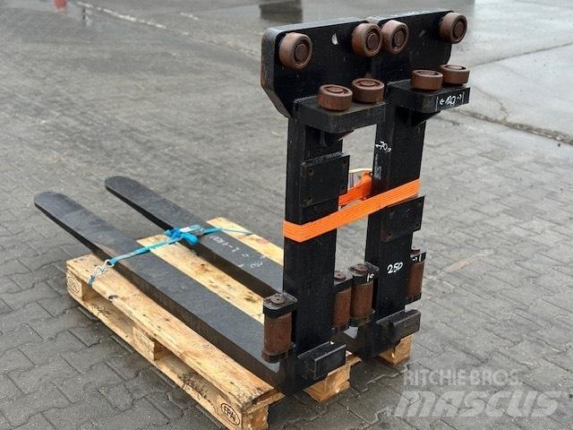 Kalmar 12 TON FORKS 叉子