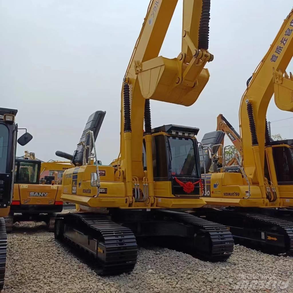 Komatsu PC 220 履带挖掘机