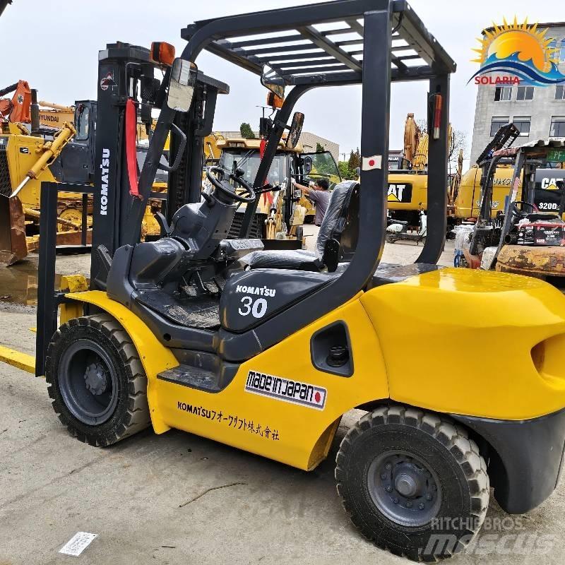 Komatsu 30 柴油叉车