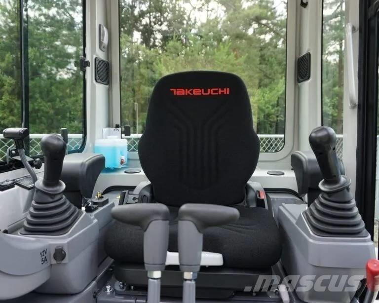 Takeuchi TB320 小型挖掘机