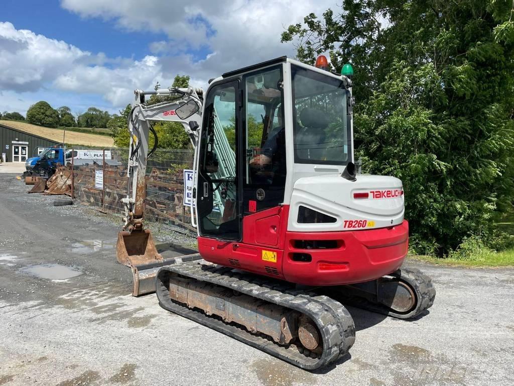 Takeuchi TB 260 小型挖掘机