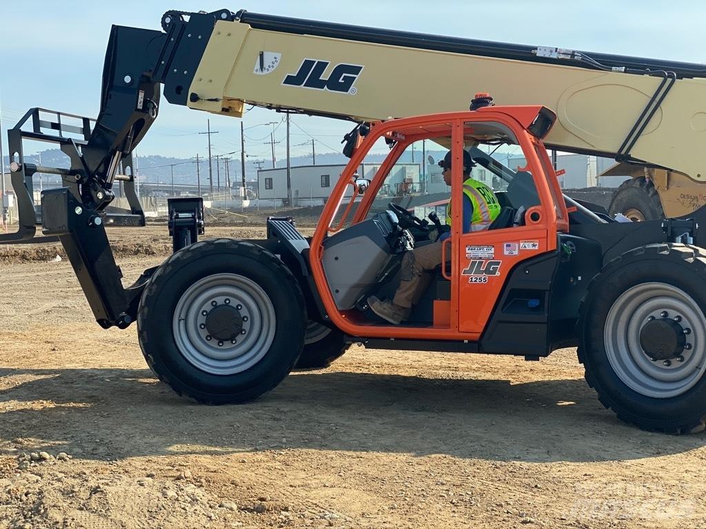 JLG 1255 伸缩臂叉装车|叉装车