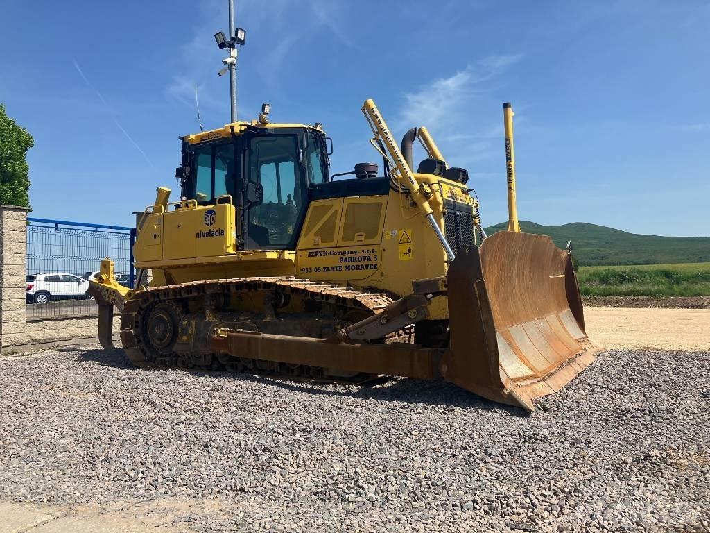 Komatsu D65 EX-18 履带式推土机