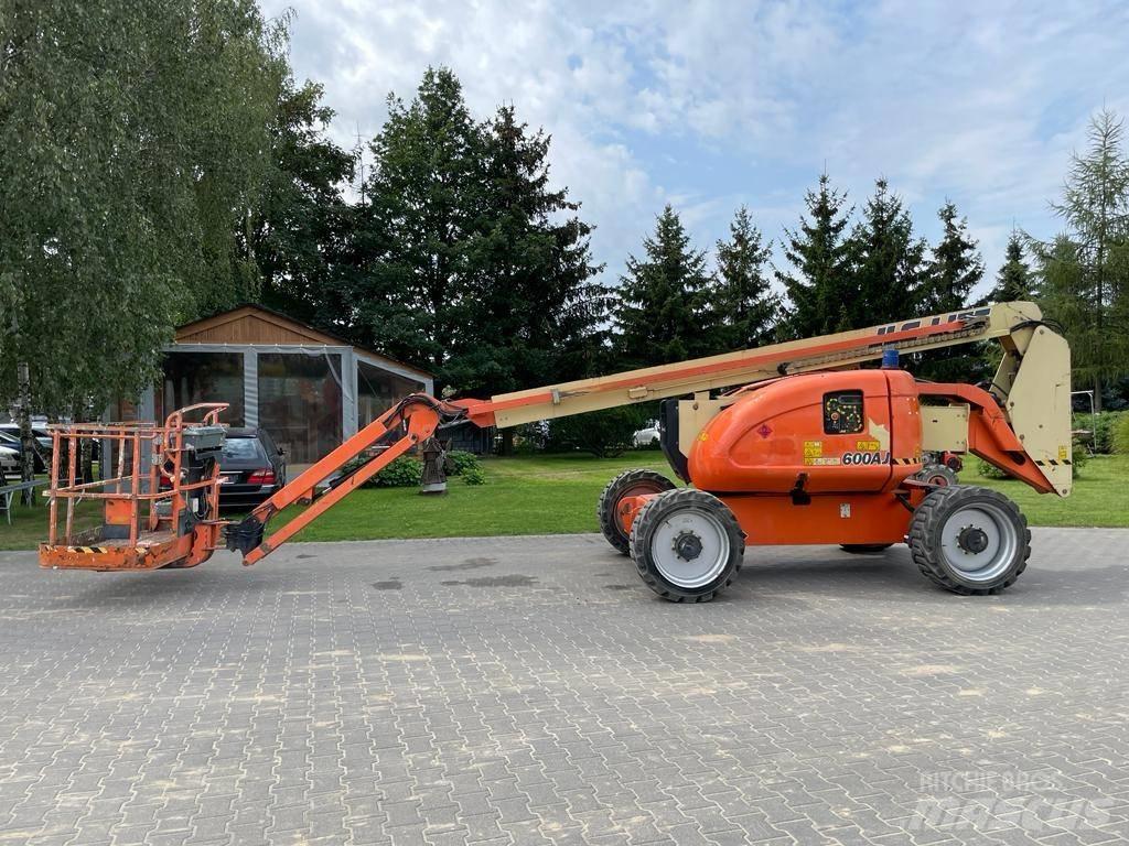 JLG 600 AJ 曲臂高空工作平台