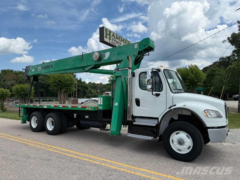 Freightliner M2 履带起重机