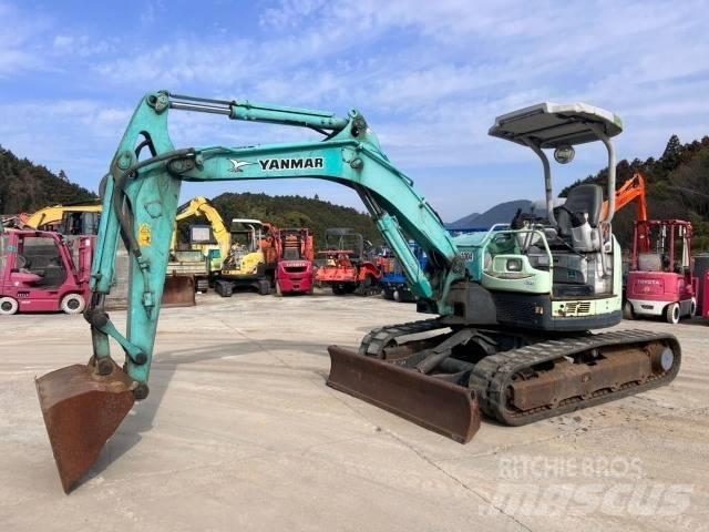 Yanmar VIO40-5B 小型挖掘机