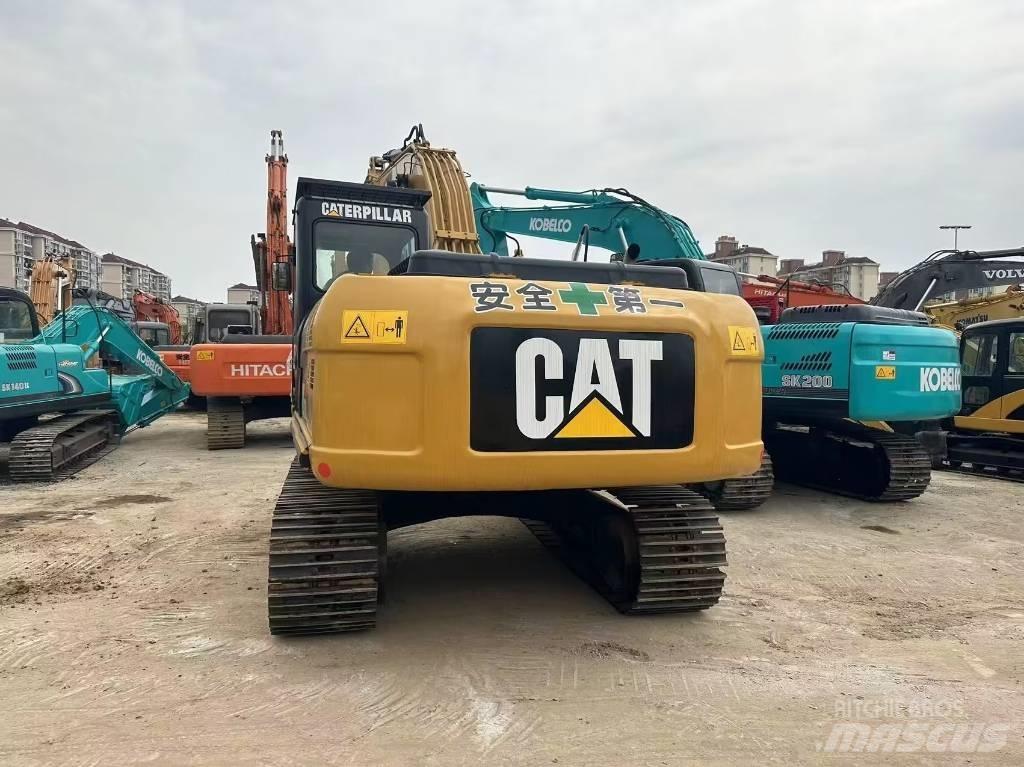 CAT 320 D 履带挖掘机