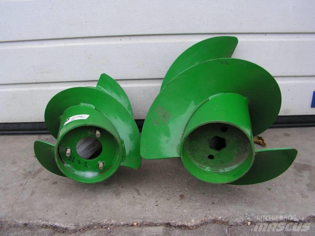 John Deere 592 底盘和悬架