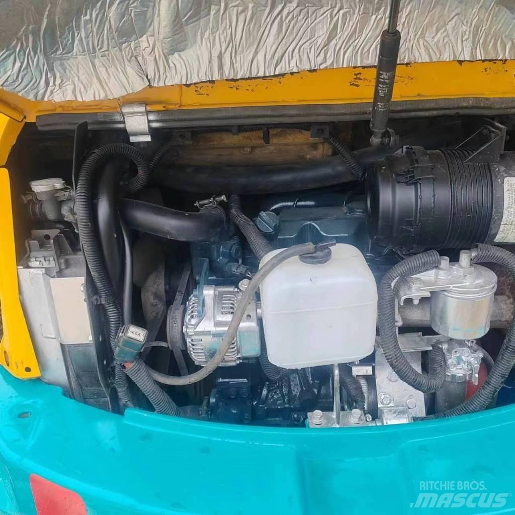 Kubota U 35 小型挖掘机
