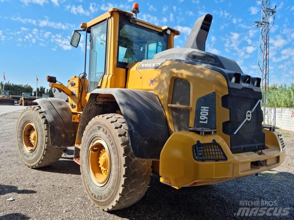 Volvo L 90 H 轮式装载机