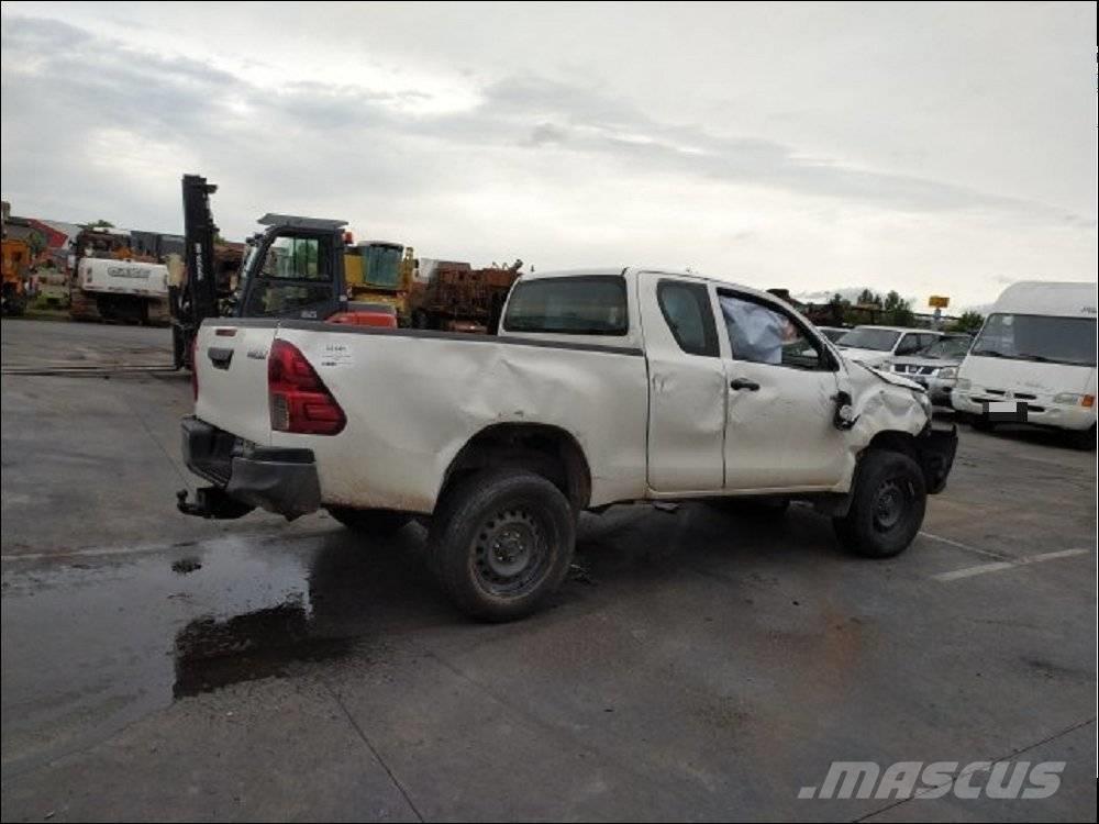 Toyota Hilux 5 皮卡车