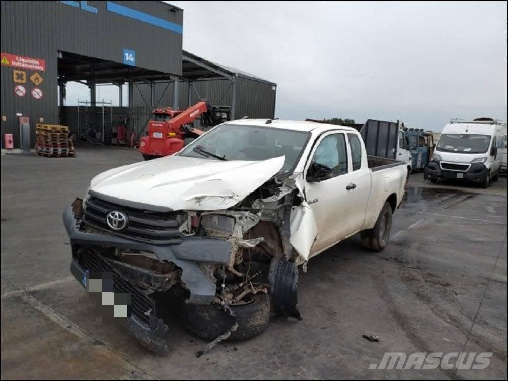 Toyota Hilux 5 皮卡车