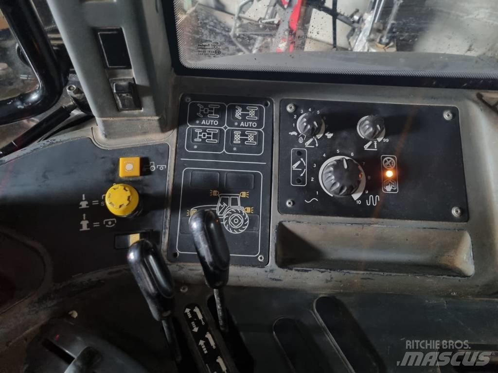 New Holland TM 155 拖拉机/农用车
