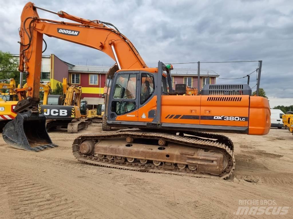 Doosan DX 380 LC 履带挖掘机