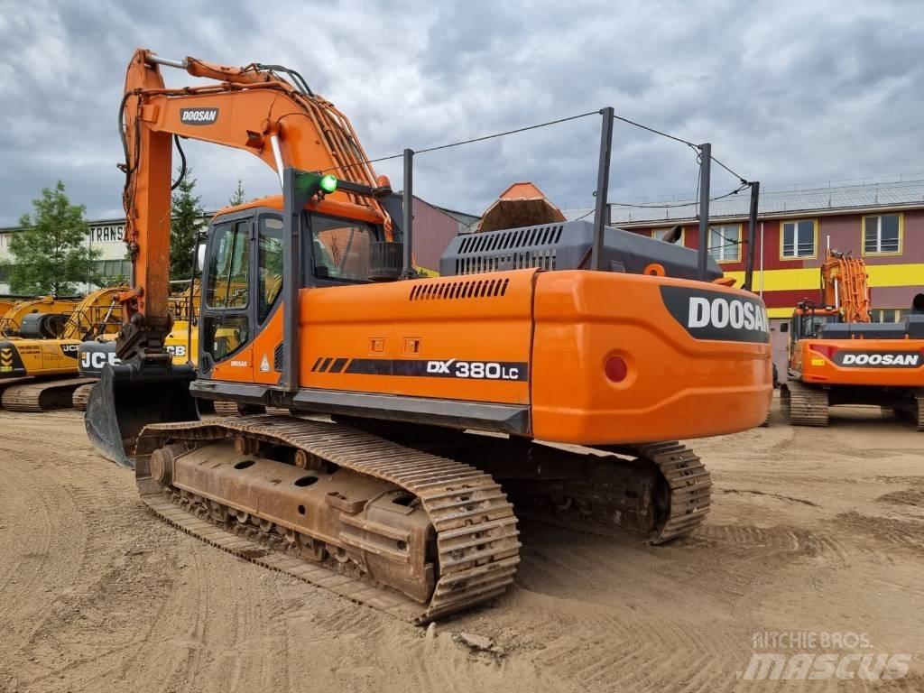 Doosan DX 380 LC 履带挖掘机