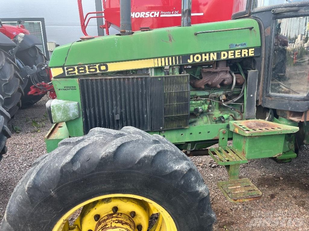 John Deere 2850 拖拉机/农用车