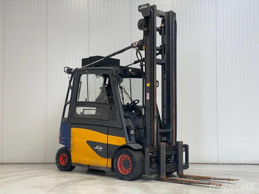 Linde E50HL-01/600 电动叉车