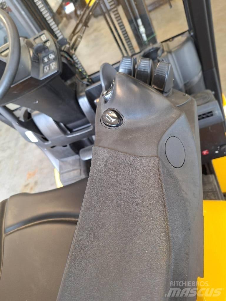 Yale GLP 30VX 天然气叉车