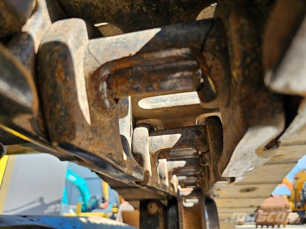 Kobelco SK210LC-9 履带挖掘机