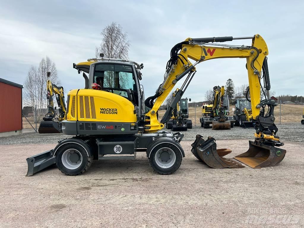 Wacker Neuson EW65 轮式挖掘机