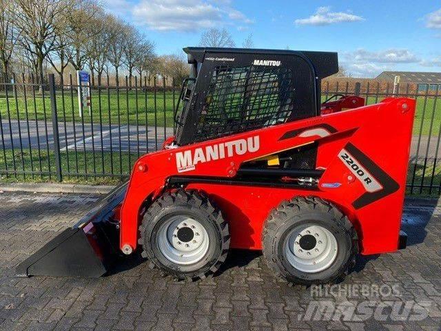 Manitou 2200R 滑移装载机