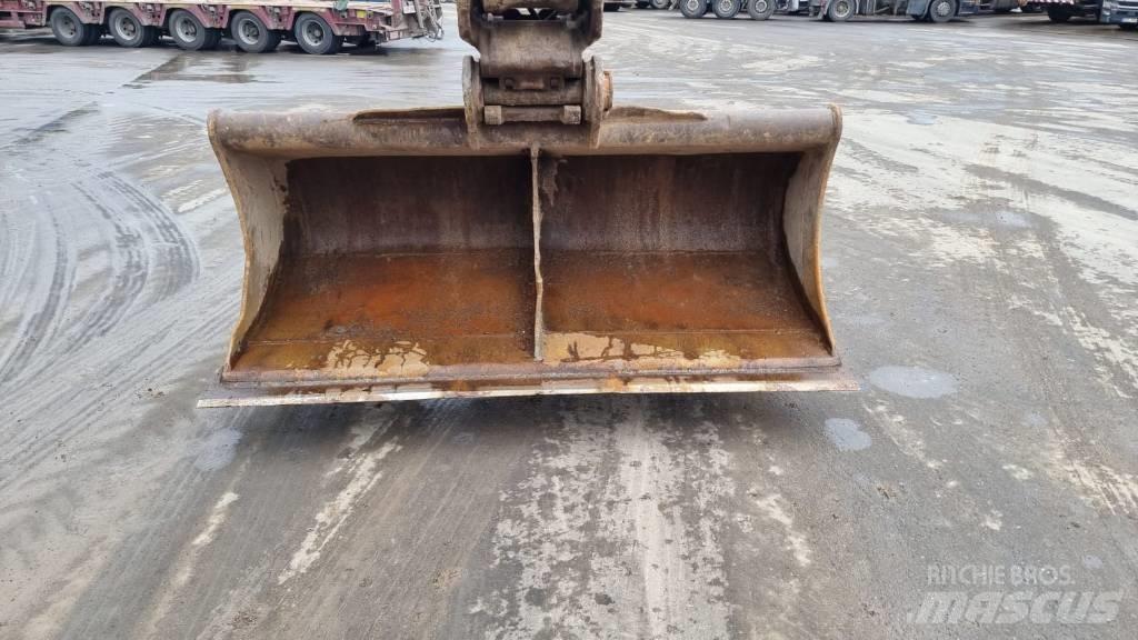 JCB 220 XL 履带挖掘机