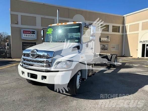 Hino L7 平板车