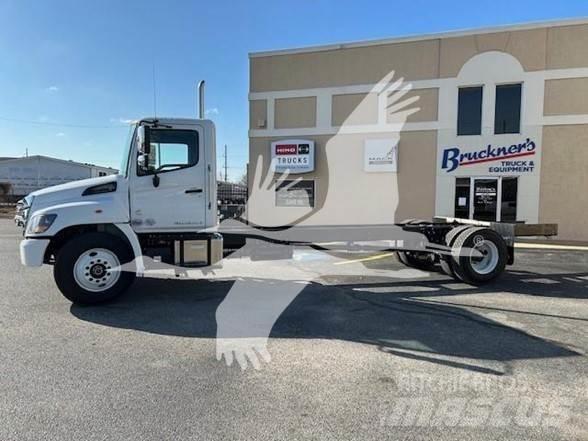 Hino L7 平板车