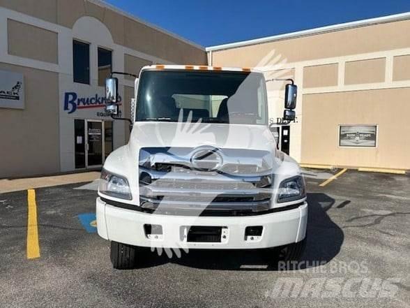 Hino L7 平板车