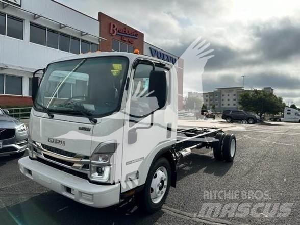 Isuzu NPR HD 平板车