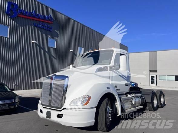 Kenworth T680 牵引车