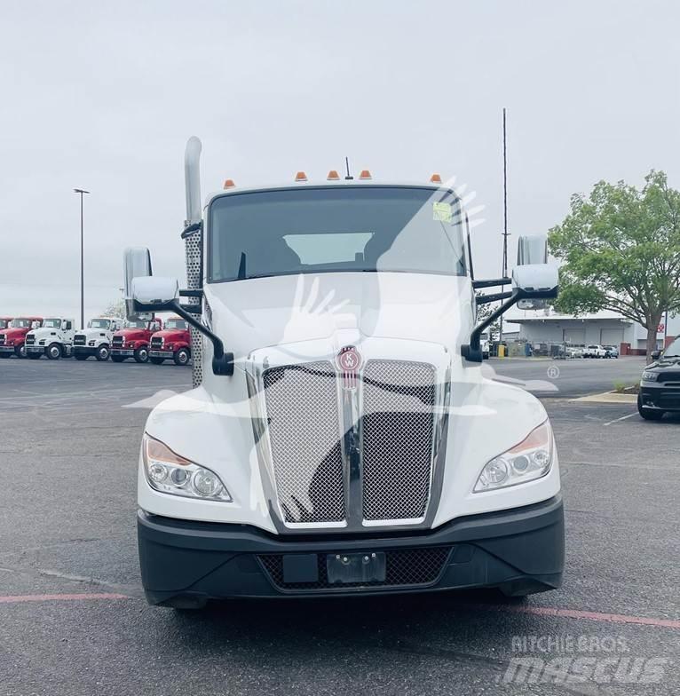 Kenworth T680 牵引车