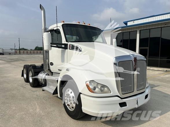 Kenworth T680 牵引车
