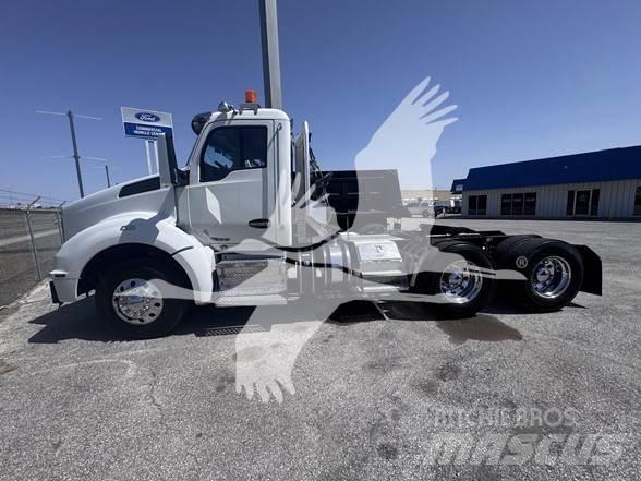 Kenworth T880 牵引车