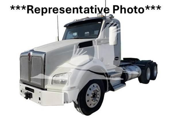 Kenworth T880 牵引车