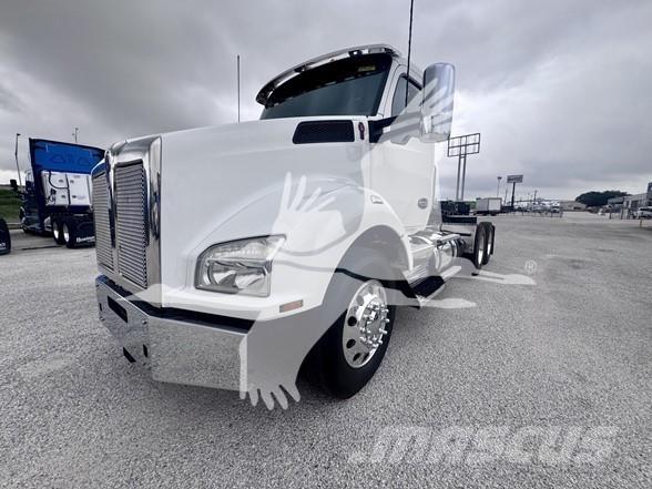 Kenworth T880 牵引车