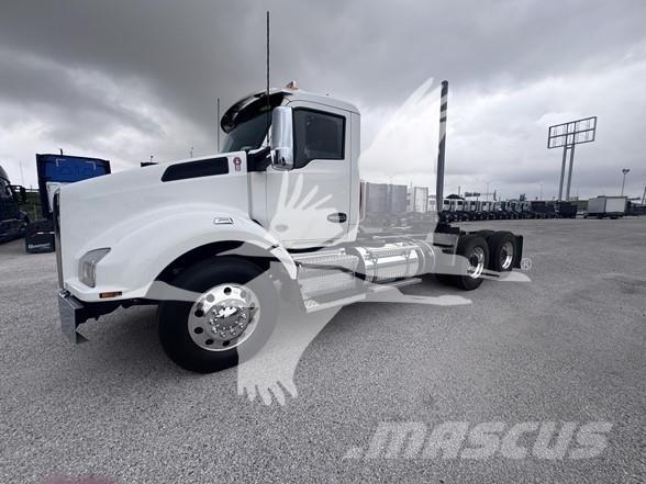 Kenworth T880 牵引车