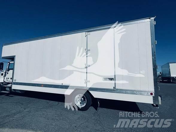 Mack MD6 厢式货车