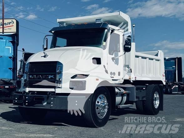Mack MD6 自卸式货车