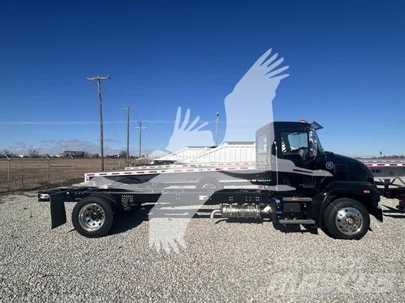 Mack MD6 平板车