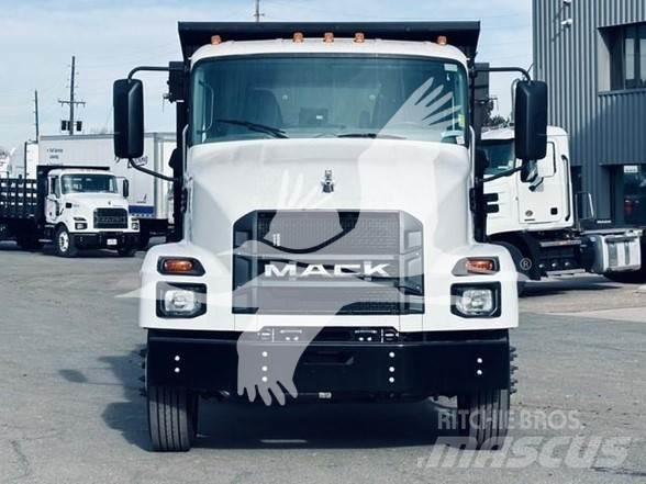 Mack MD6 自卸式货车