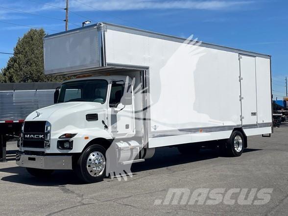 Mack MD6 厢式货车