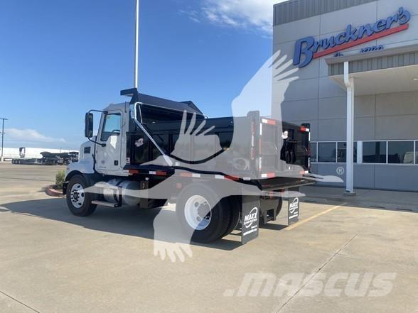 Mack MD6 自卸式货车