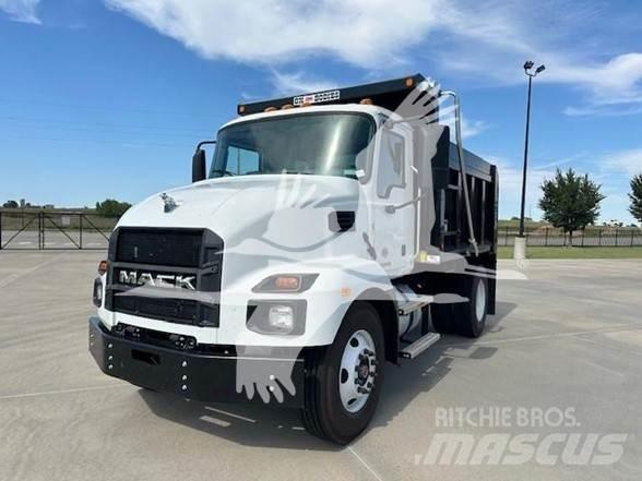 Mack MD7 自卸式货车